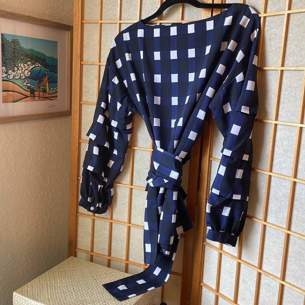 Banana Republic Navy Gingham Tuck Sleeve Tie Waist Blouse Small - Picture 3 of 14